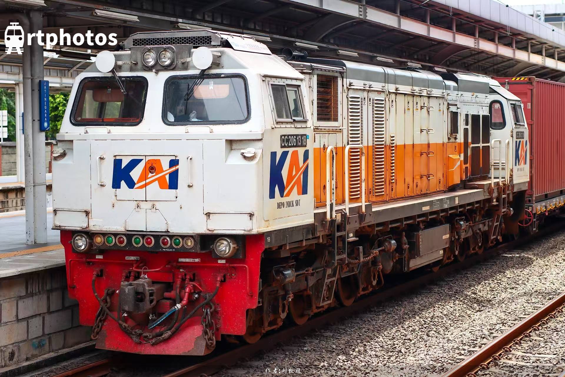 rtphotos-一般路过的货列