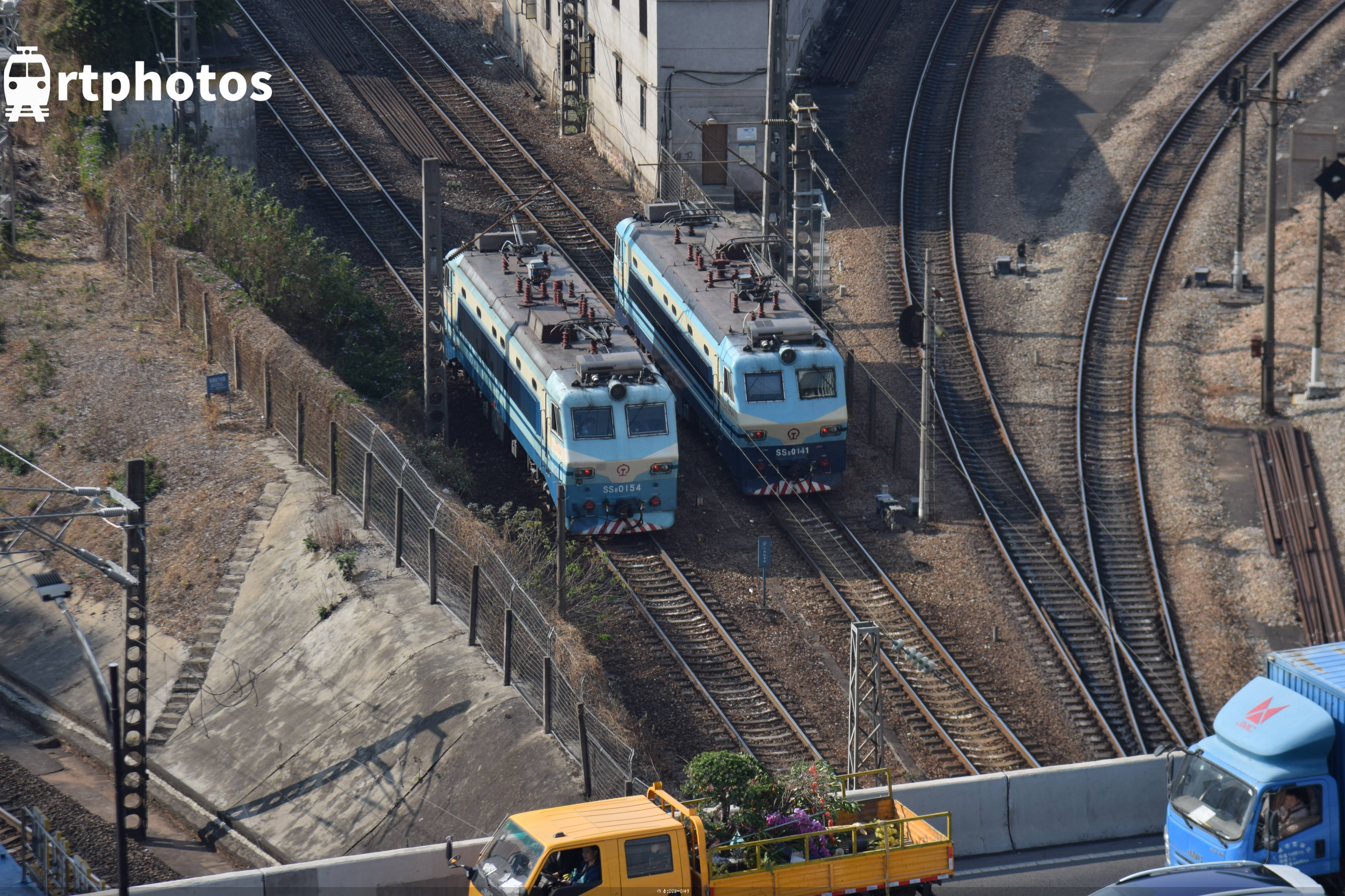 铁路摄影作品 - 两辆韶八