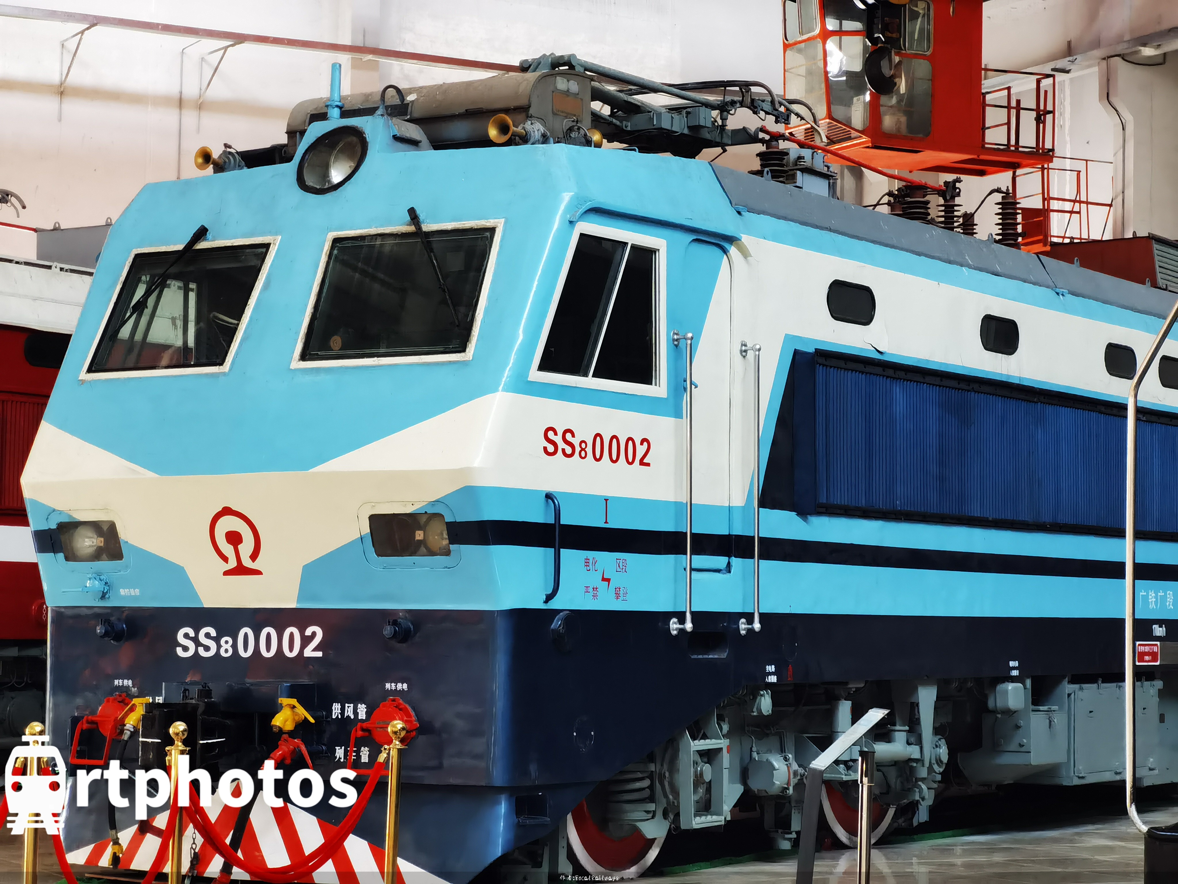 最新铁路摄影 - 退役韶山8