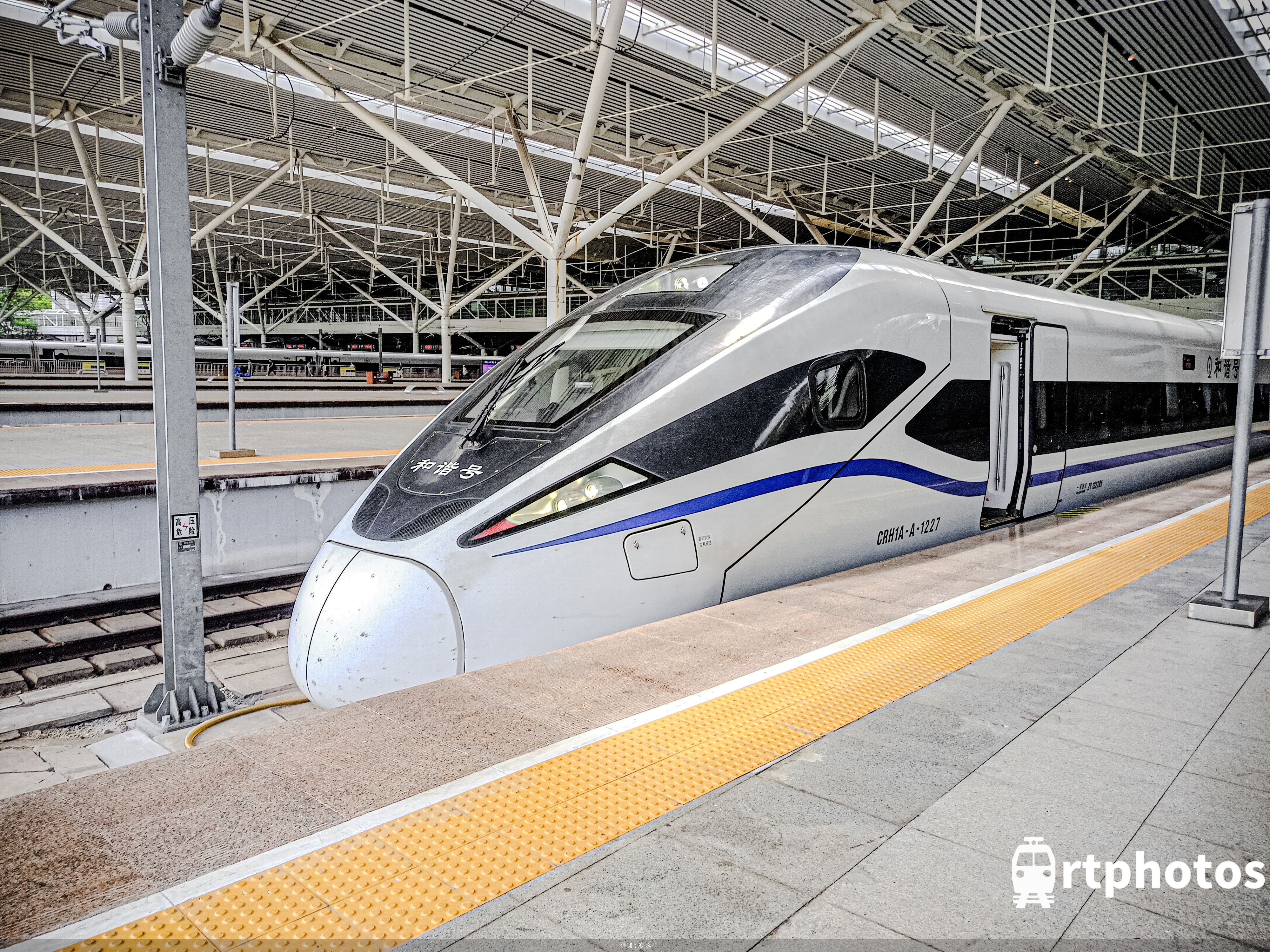 铁路摄影作品 - 又萌又帅